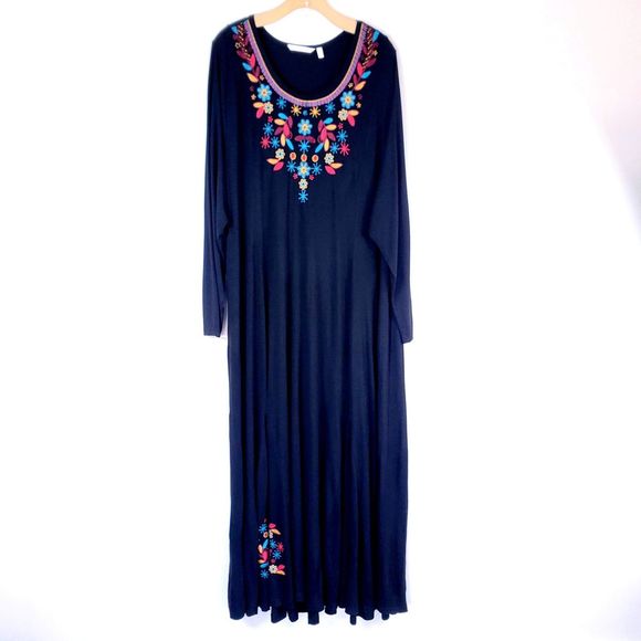 SOLD!!  SOFT SURROUNDINGS Floral Embroidery Maxi - Picture 2 of 8